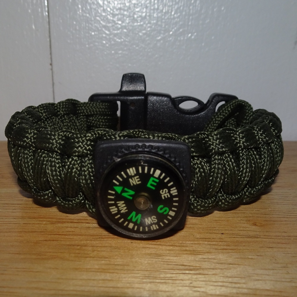 Paracord Compass Survival Kit Bracelet